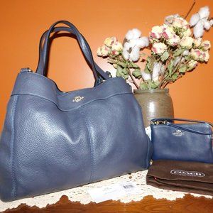 CAOCH LEXI HANDBAG WITH WRISTLET